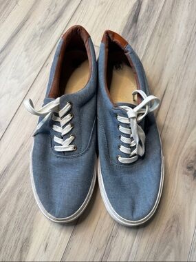 Men’s Route 66 blue canvas sneakers